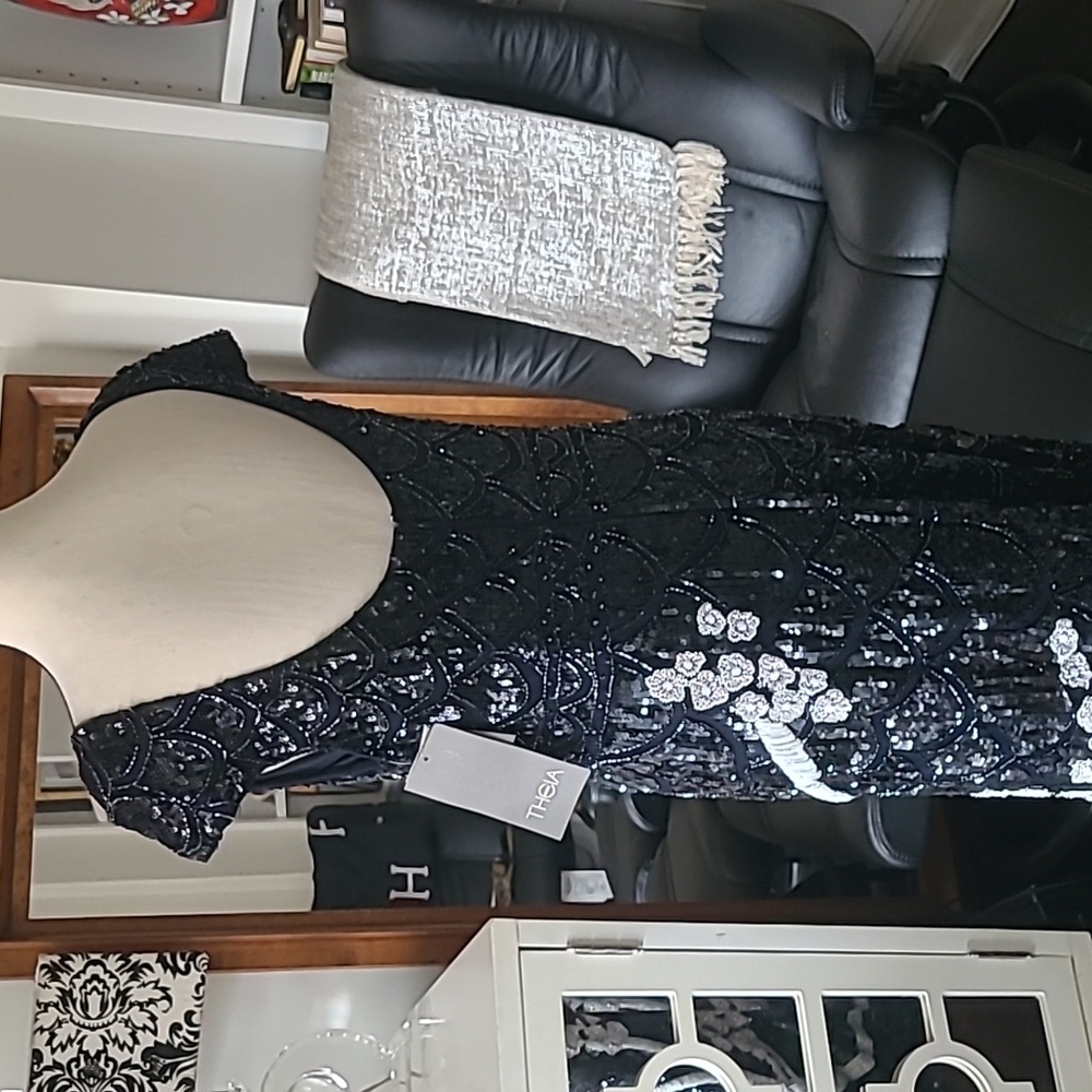 THEIA Sequined Evening Gown - Picture 9 of 12